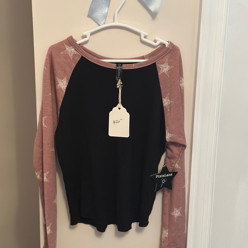 Pixie Lane girls super soft black and star long sleeve cropped top, size 5.